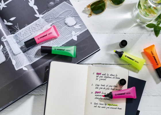 Surligneur STABILO NEONFilet de 4 surligneurs 1 jaune + 1 vert + 1 orange + 1 rose 72/4-1 – Image 5