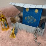 بوكس هدية أنيق بتصميم راقٍ باللون الأزرق