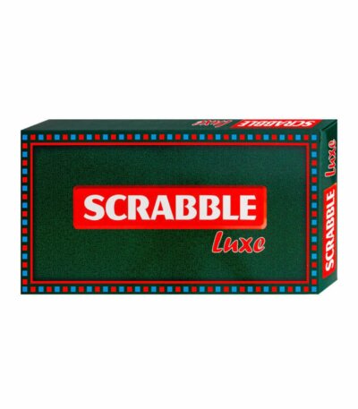 Boîte du jeu Scrabble Luxe avec fond vert foncé et logo rouge, version luxe du célèbre jeu de lettres
