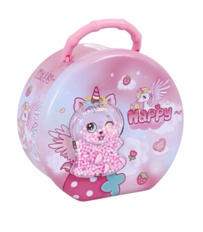 Cette image présente une tirelire licorne magique pour enfants, conçue comme une petite mallette rose portable avec une poignée