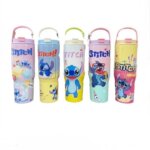 Ce genre de gourde est généralement en acier inoxydable à double paroi, ce qui permet de garder les boissons fraîches (ou chaudes) pendant plusieurs heures.