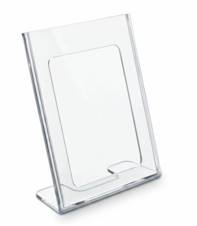 Porte-carte ou porte-menu incliné en acrylique transparent avec base stable pour une présentation verticale de documents.