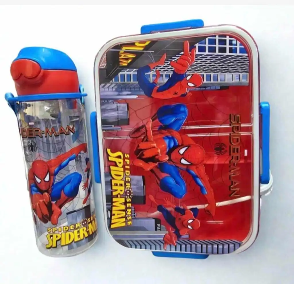 Boîte à lunch et gourde Spider-Man pour enfant en couleurs rouge et bleu avec illustrations du super-héros Spider-Man.
