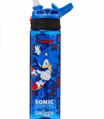 la bouteille d'eau en plastique Smiggle Sonic The Hedgehog d'une capacité de 750 ml