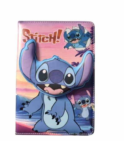 Carnet de notes magique Disney Stitch à couverture rembourrée effet cuir et détails du personnage en relief 3D, sur fond blanc.