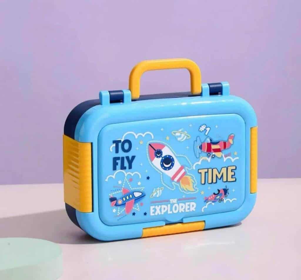 L'image montre une boîte à lunch isotherme pour enfants
