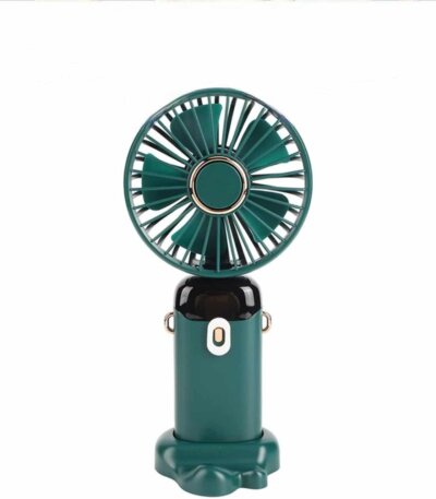 Mini ventilateur de poche vert bouteille avec des touches de doré sur la grille et les attaches latérales, présenté sur un fond blanc uni.