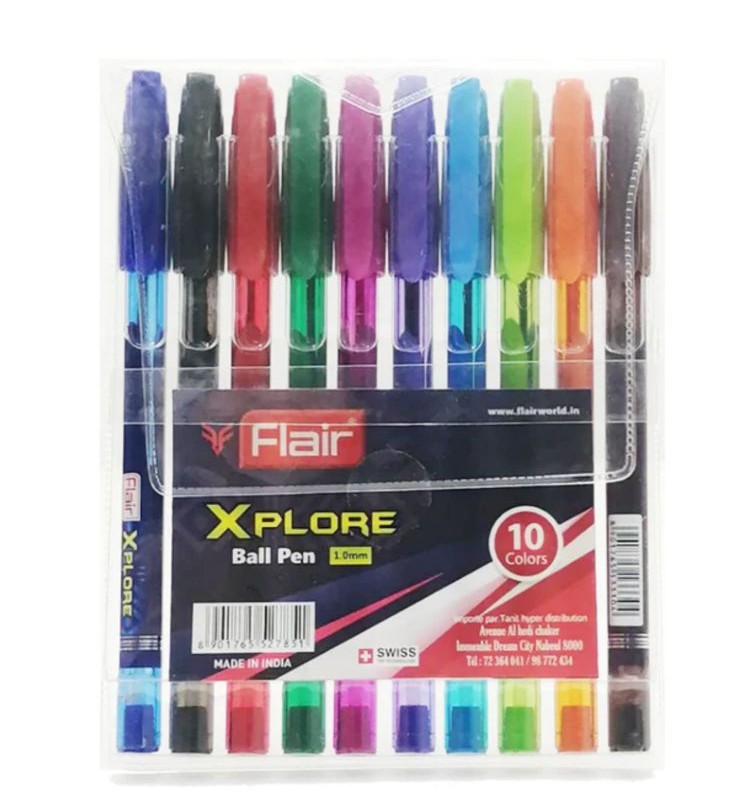 Une pochette en plastique transparent contenant un lot de 10 stylos à bille multicolores de la marque « Flair », modèle « Xplore ». Les stylos disposent d'un corps transparent et d'un capuchon à clip de couleur assortie à leur encre.