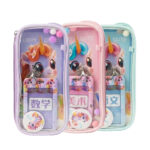 Trousse Scolaire Transparente Licorne avec Porte-Badge et Pompons