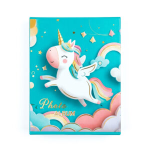 Album photo licorne petit format à couverture turquoise avec licorne ailée et arc-en-ciel