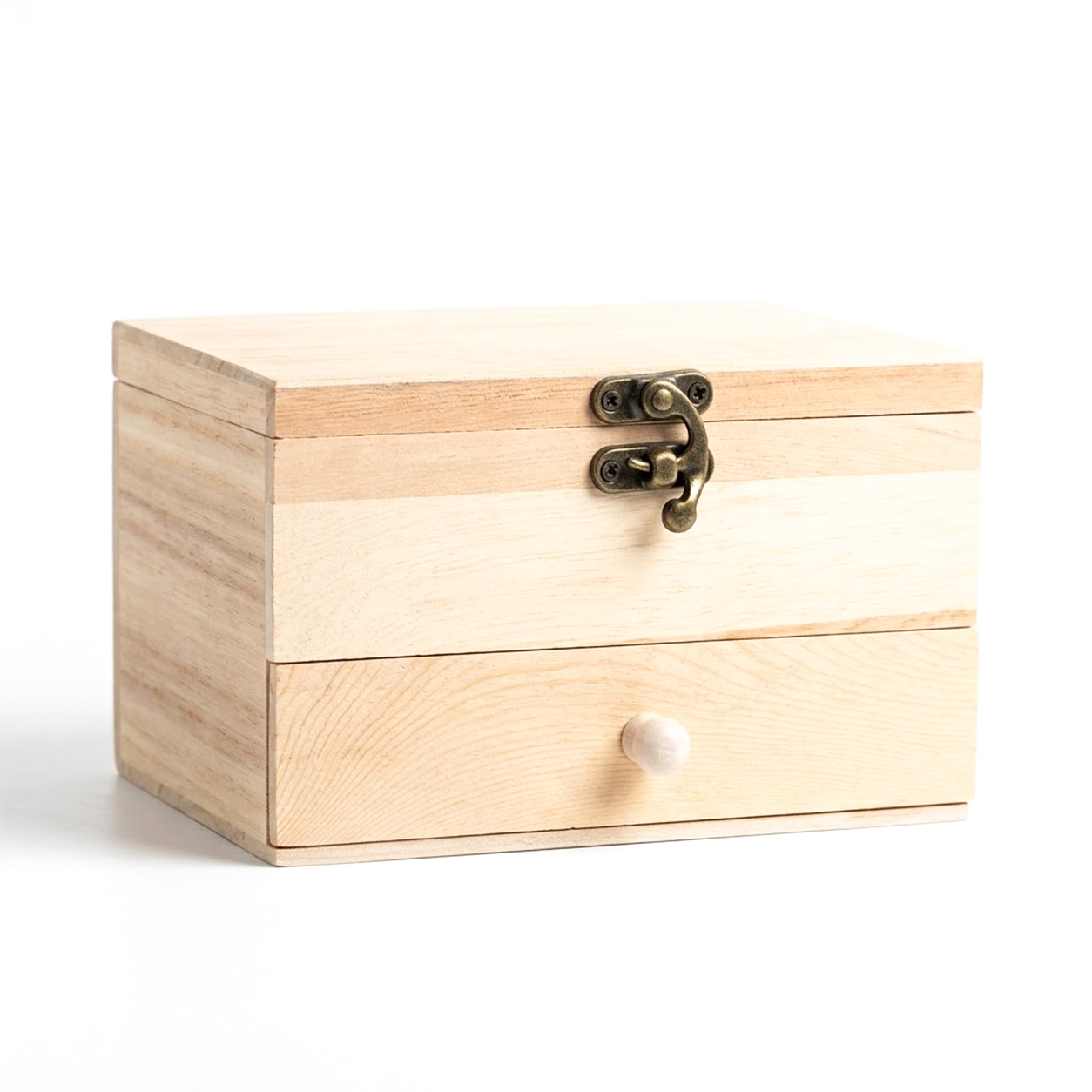 Boîte de rangement carrée en bois avec tiroir et fermoir bronze Boîte de rangement carrée en bois brut avec tiroir et fermoir en bronze